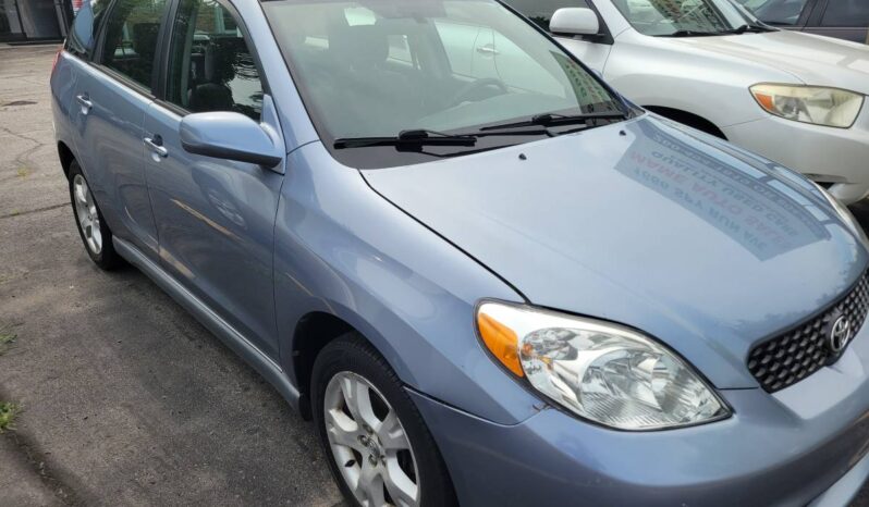 
								2003 Toyota Matrix XR FWD Four Door Hatchback 1.8 4cyl full									