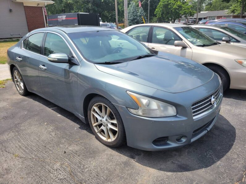 
								2010 Nissan Maxima S FWD 3.5 6cyl full									