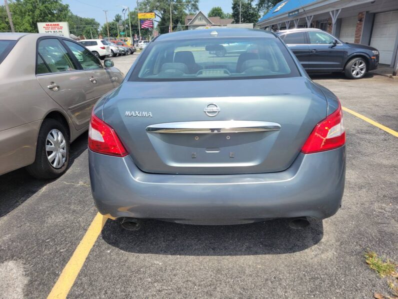 
								2010 Nissan Maxima S FWD 3.5 6cyl full									