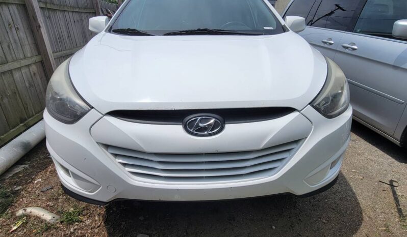 
								2014 Hyundai Tucson SE AWD full									