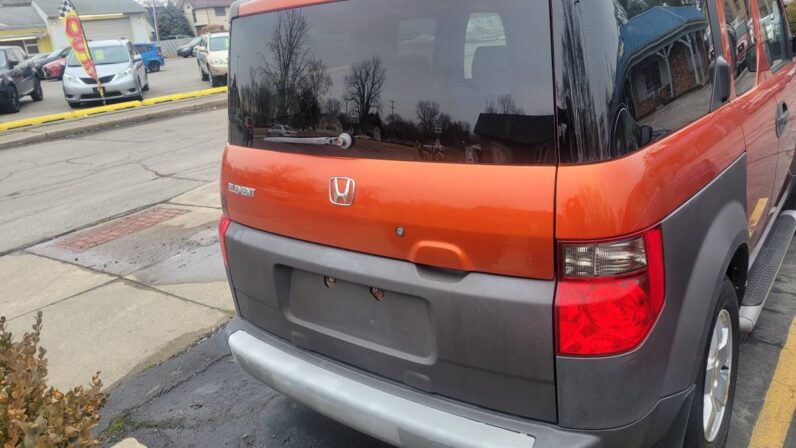 
								2004 Honda Element EX AWD full									