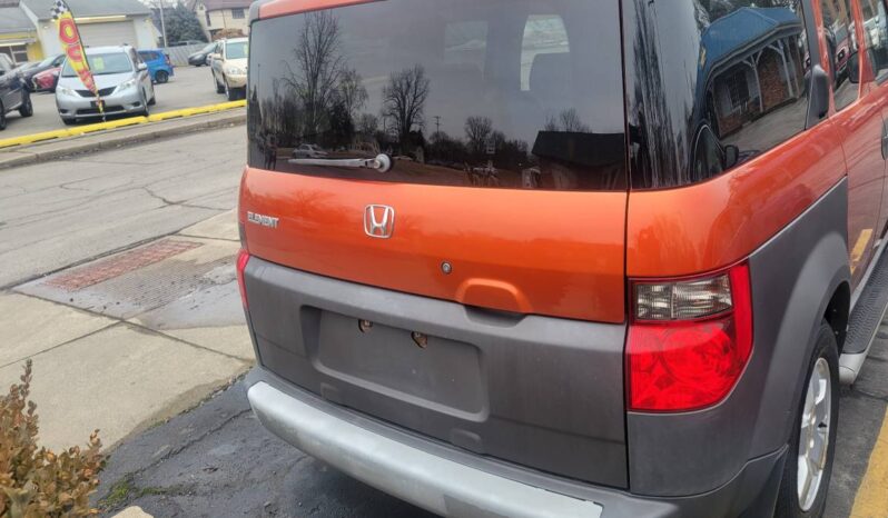 
								2004 Honda Element EX AWD full									