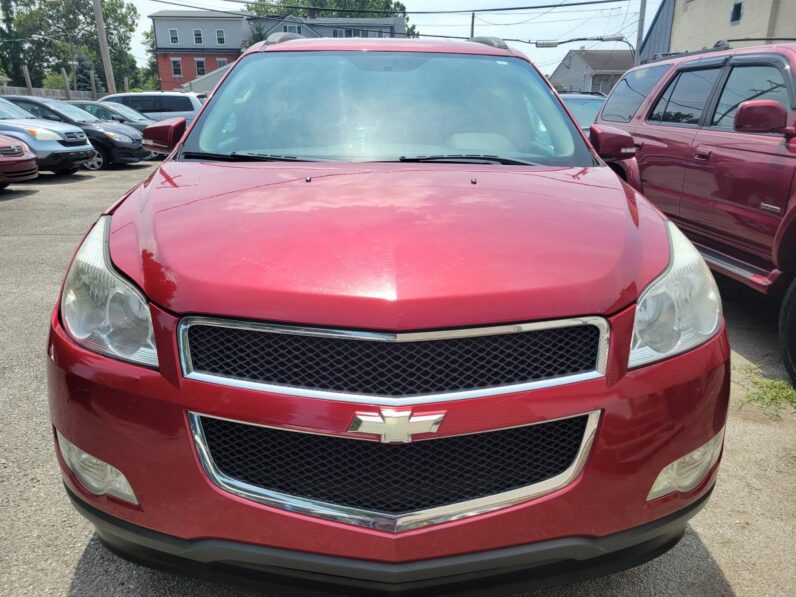 
								2012 Chevy Traverse LT FWD 3.6 6cyl full									