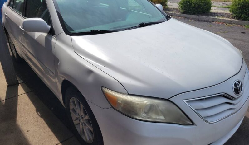 
								2011 Toyota Camry XLE full									