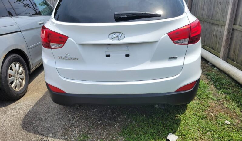 
								2014 Hyundai Tucson SE AWD full									