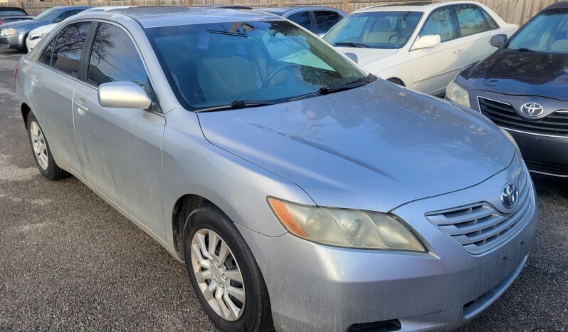 
								2007 Toyota Camry LE V6 3.5 6cyl full									