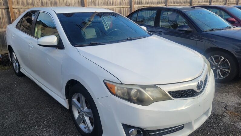 
								2012 Toyota Camry SE FWD 2.5 4cyl full									