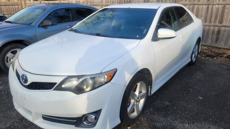 
								2012 Toyota Camry SE FWD 2.5 4cyl full									