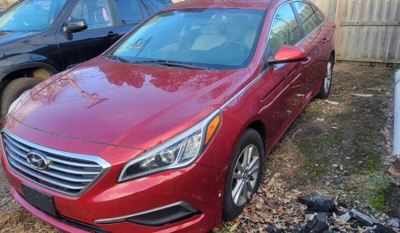 
								2016 Hyundai Sonata 2.4l 4cyl SE FWD full									