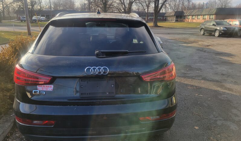 
								2018 Audi Q3 Premium FWD 2.0t full									